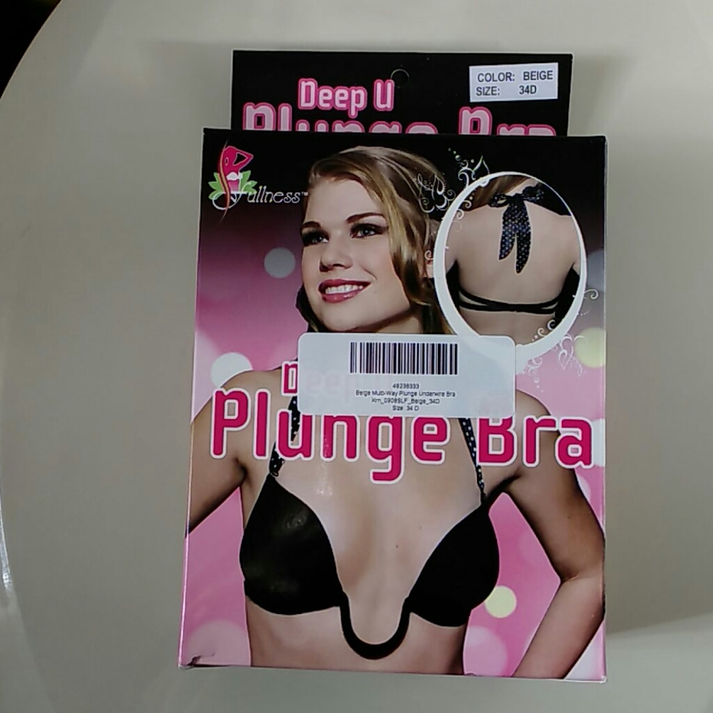 NWOT Deep U Plunge Bra
